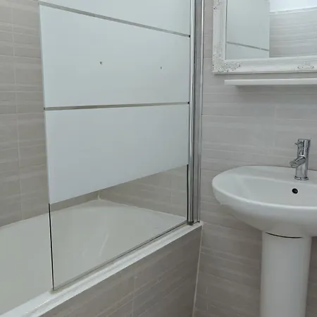 Narges Aliki (Paros)