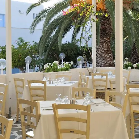 Narges Hotell Alikí