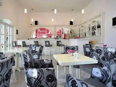 Hotel Narges