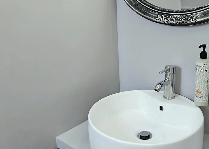 Narges ホテル Alikí